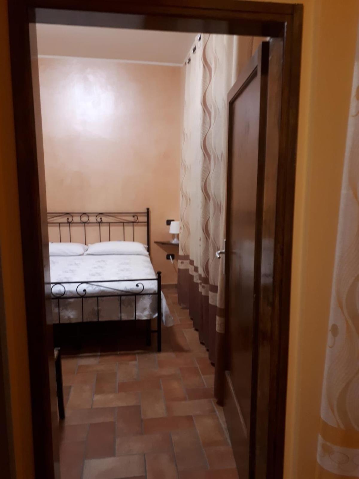La Casa Dei Nonni Hotel Torre Orsina ภายนอก รูปภาพ